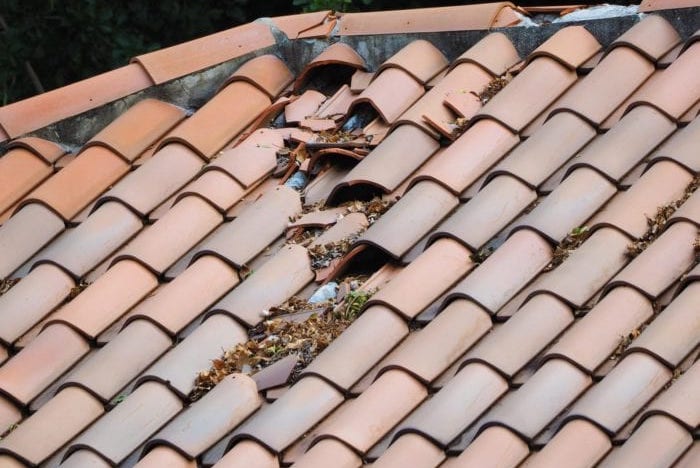 Roof with leakage in Vancouver
